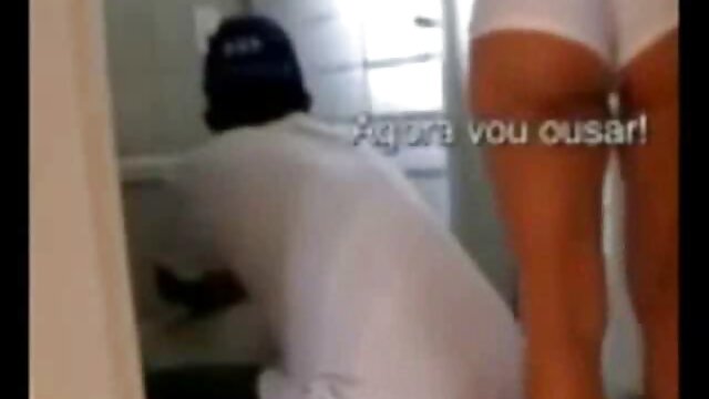 A video orno hd loira grávida encheu a dieta com proteínas do esperma do marido.